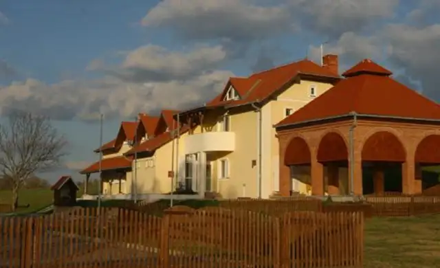 Alovacki Dom Zlatna Greda 05