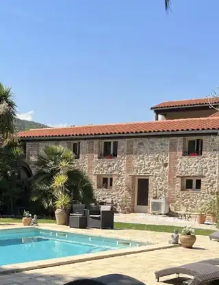 Pyreneanchamois Hotel 1